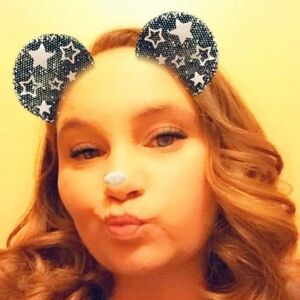 Like to get notified when I go live ❤️